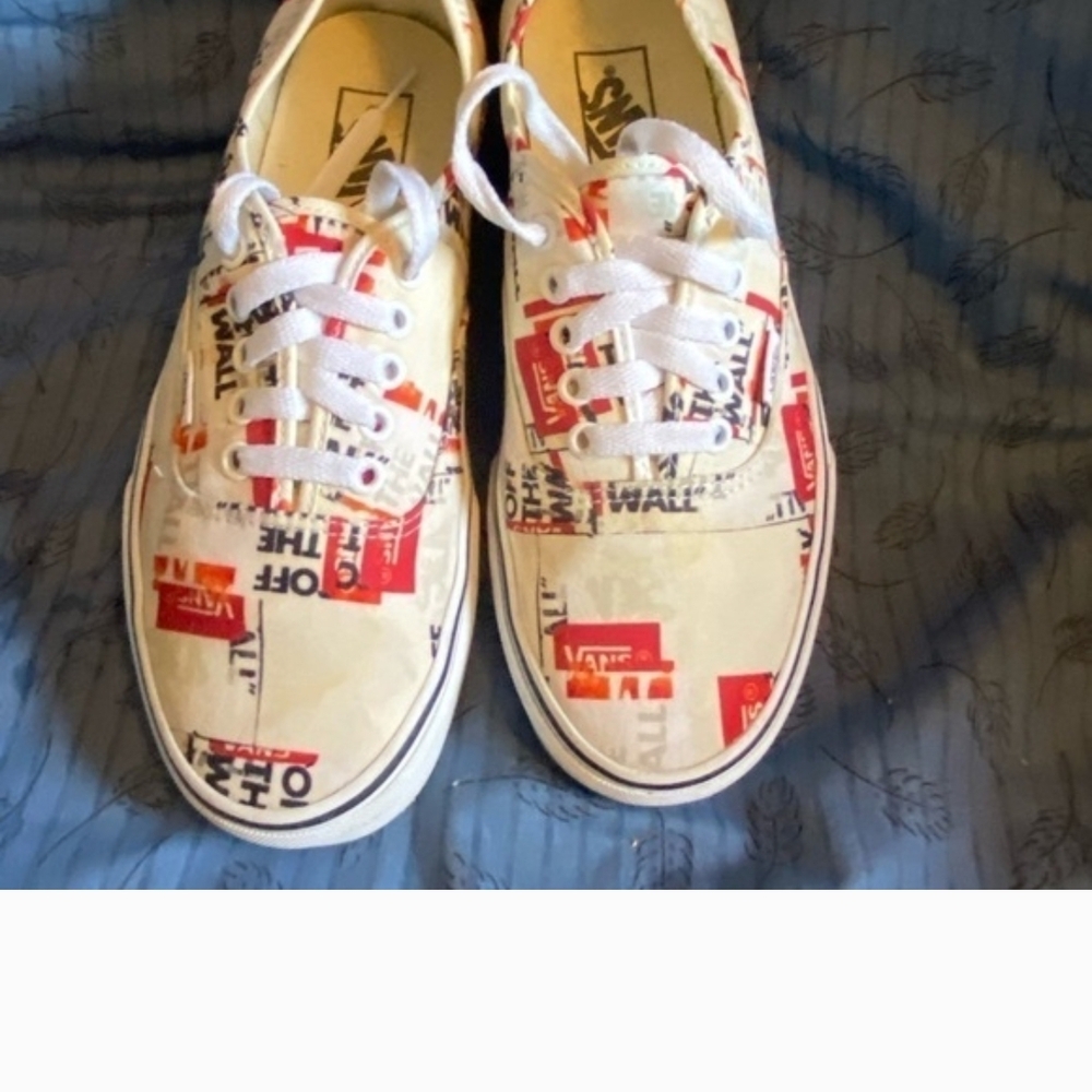 Vans Womens Sneakers - Cream and Red